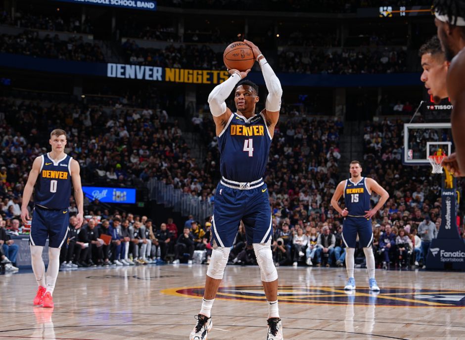 关于历史性时刻,球员生涯第一次砍下三双的信息 关于历史性时刻,球员生涯第一次砍下三双的信息