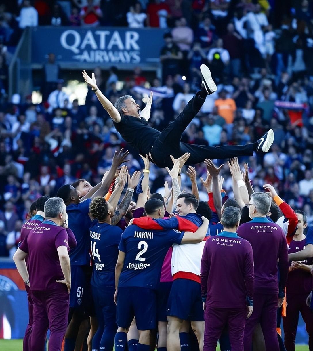 法甲球队客场战平德甲劲旅，保持不败