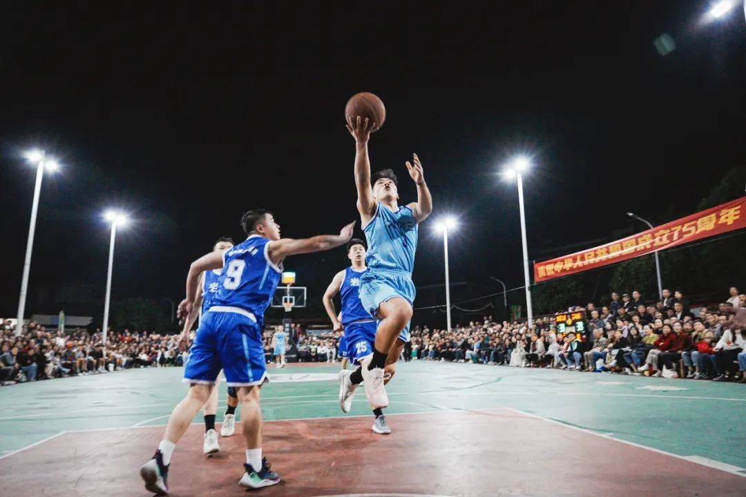 篮球比赛擂台角逐,豪情万丈的故事 篮球比赛擂台角逐,豪情万丈的故事