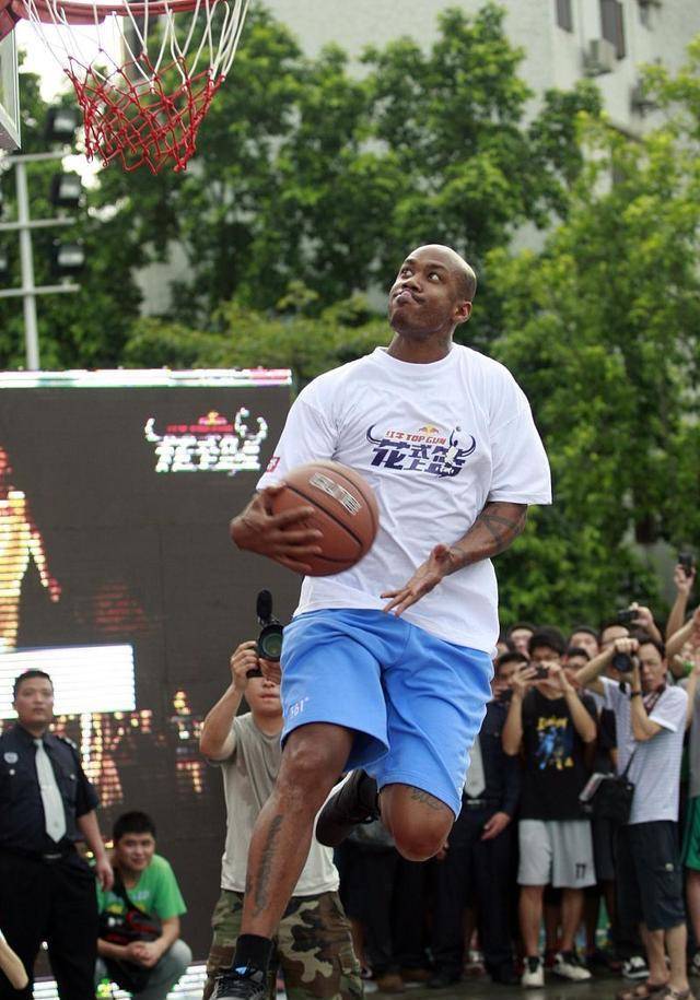 洛里昂对决坎波，实力对比或引发变数