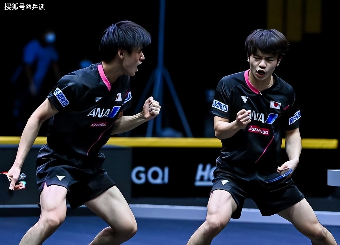 南韩选手全面击败对手,夺得胜利 南韩选手全面击败对手,夺得胜利