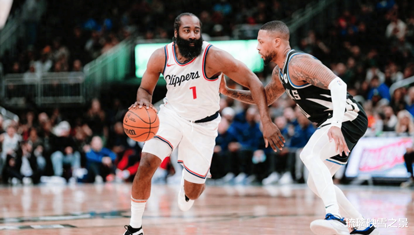 快船主场惨败雄鹿遭遇连败 快船主场惨败雄鹿遭遇连败