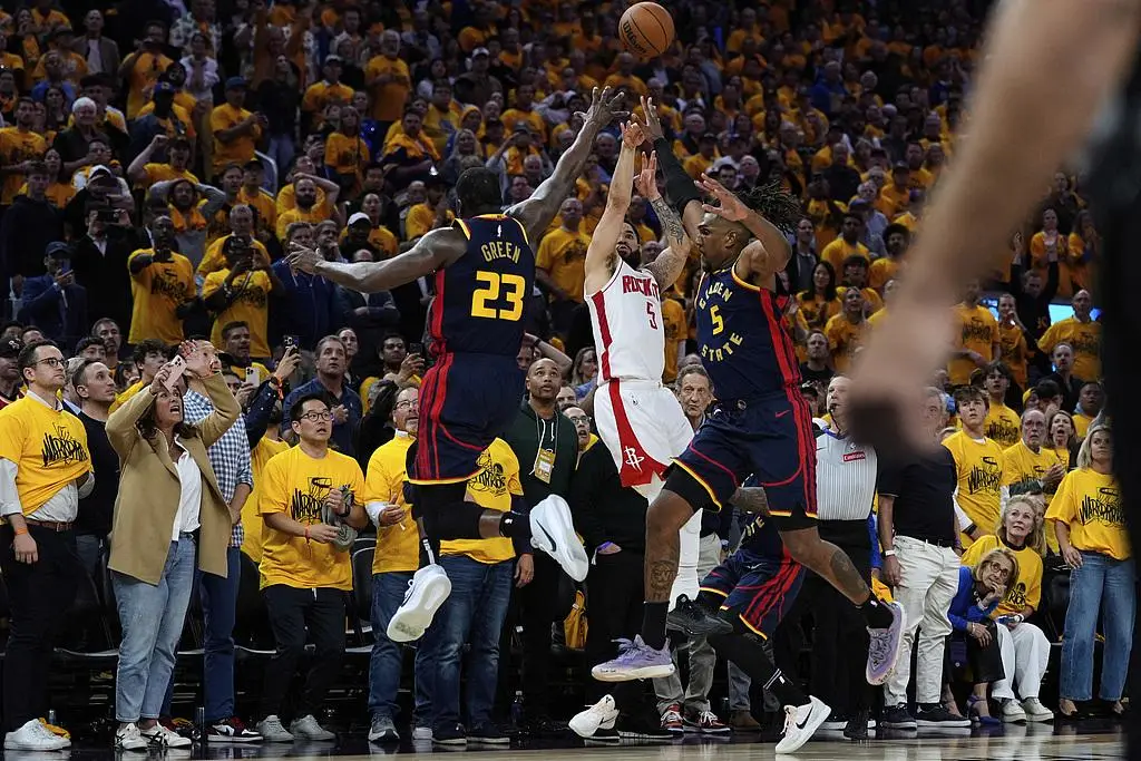 勇士成功击败火箭，晋级总决赛