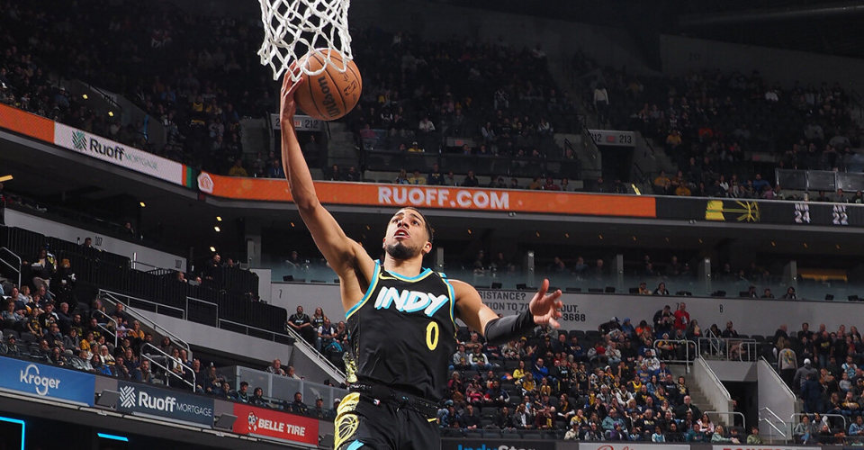 关于黄蜂大胜步行者，取得连胜的信息